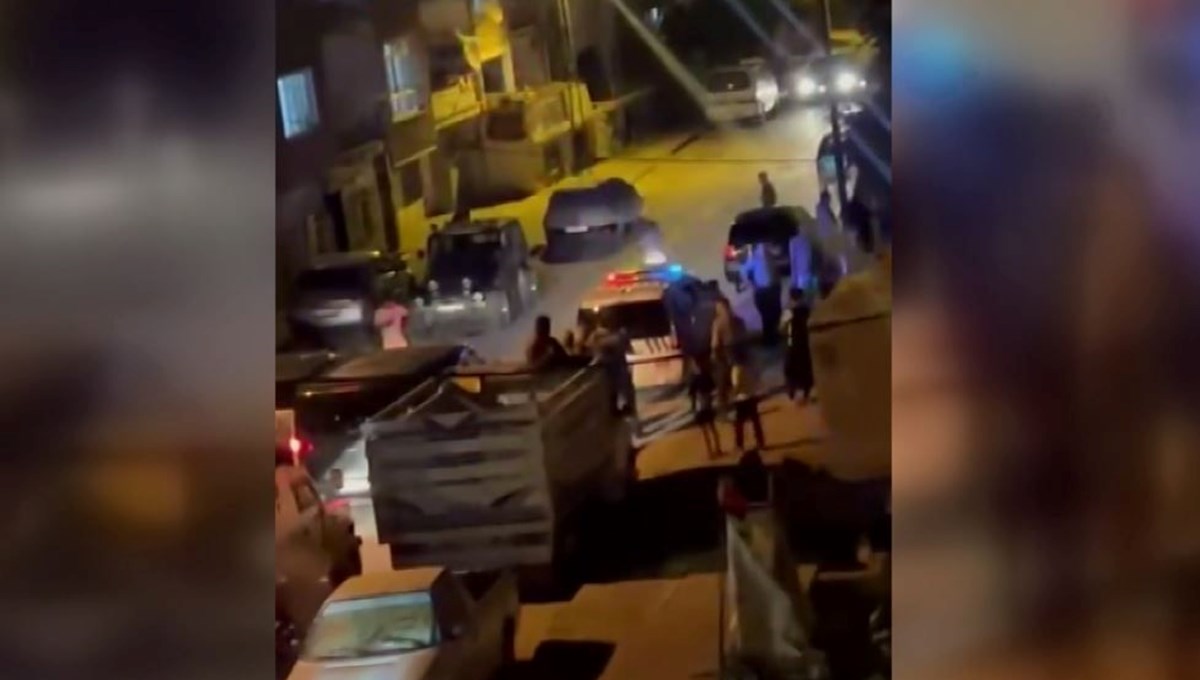 Ankara’da oğlu tarafından rehin alınan anne ve babayı özel harekat kurtardı Ankara’da oğlu tarafından rehin alınan anne ve babayı özel harekat kurtardı