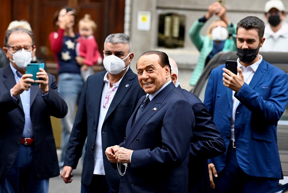 "Bunga Bunga" partileri davasında Berlusconi'ye beraat - 1