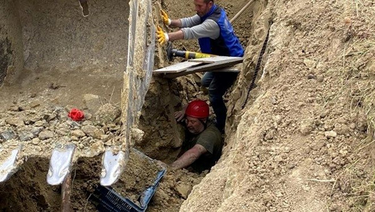 Çanakkale’de toprak kayması: Göçük altında kalan 3 işçiden 2'si öldü