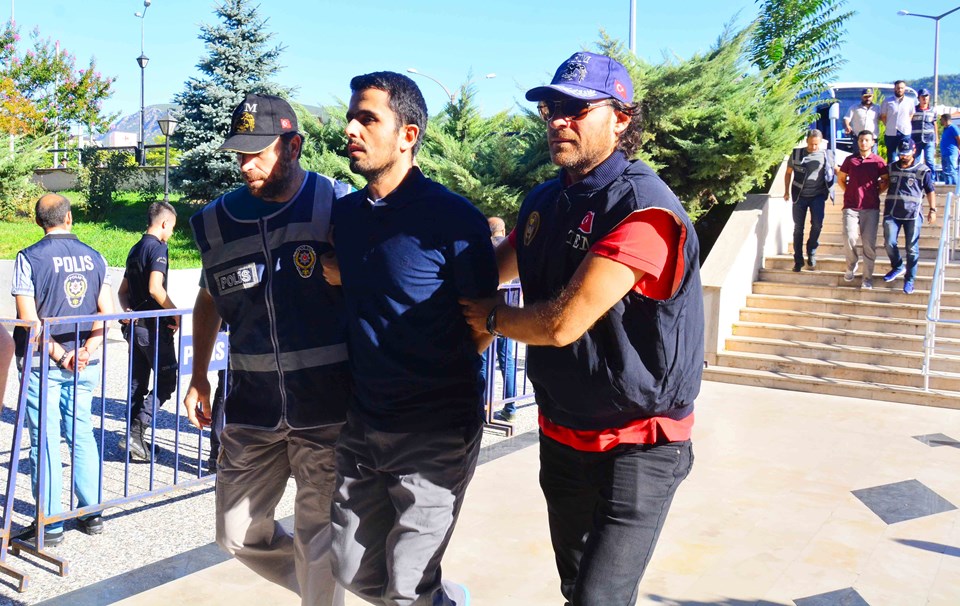 Erdoğan'a suikast girişiminde bulunan darbeci askerler adliyede - 2