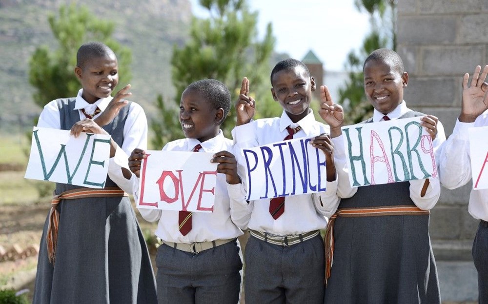 Prens Harry'nin Afrika Vakfıyla Vedası: Bir Kurucunun Zorunlu Ayrılığı 75 Y0VNr K 06GNZheGT0oNg