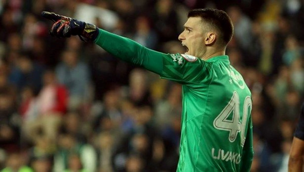 Fenerbahçe'nin kalecisi Livakovic'in başı dertte - 1