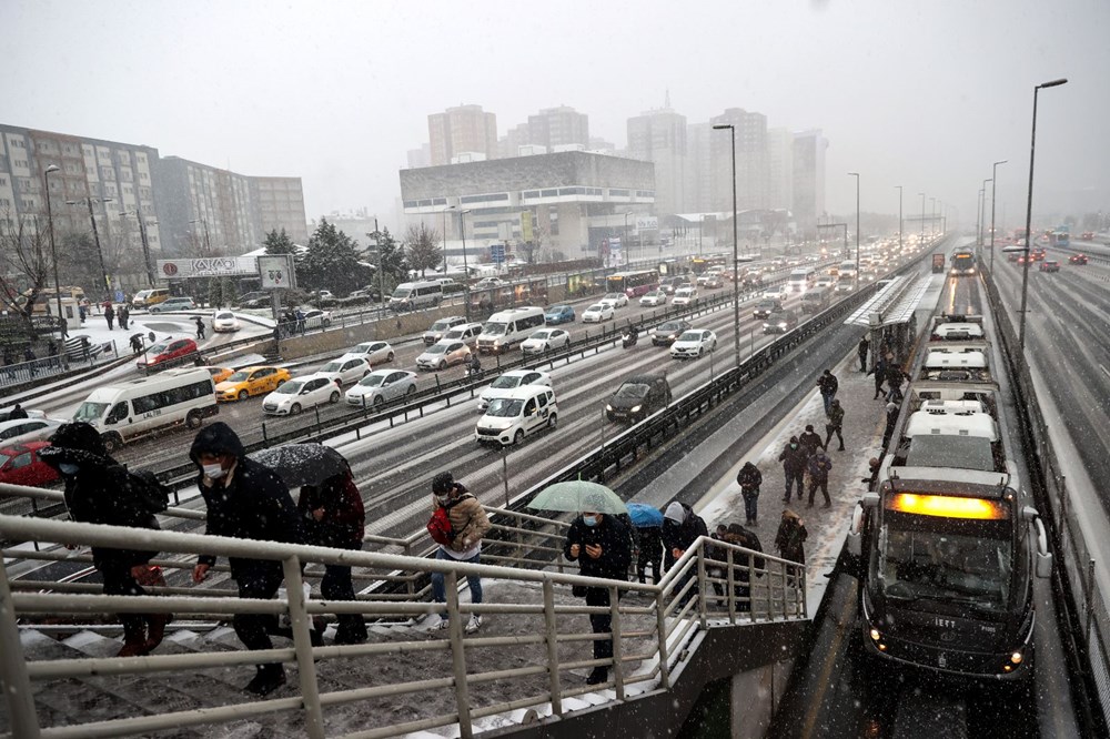 İstanbul'da kar ve dolu yağışı - 10