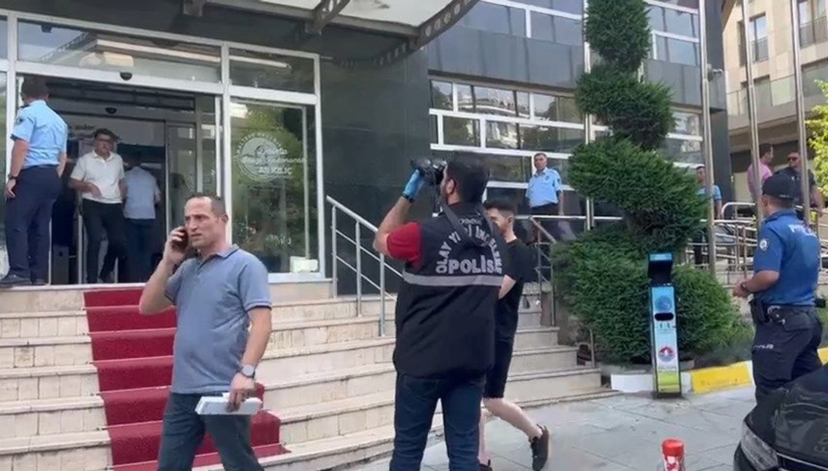 Maltepe Belediyesi'ne silahlı saldırı Maltepe Belediyesi'ne silahlı saldırı