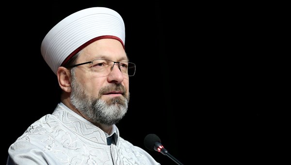 Diyanet İşleri Başkanı Erbaş'tan 'sigaraya tedbir' çağrısı