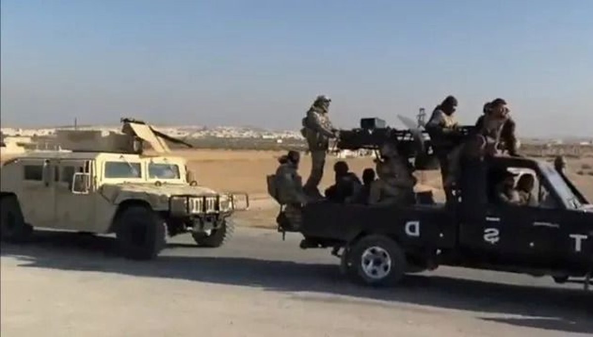 PKK/YPG, Halep’i ABD yapımı zırhlı araçlarla terk ediyor PKK/YPG, Halep’i ABD yapımı zırhlı araçlarla terk ediyor