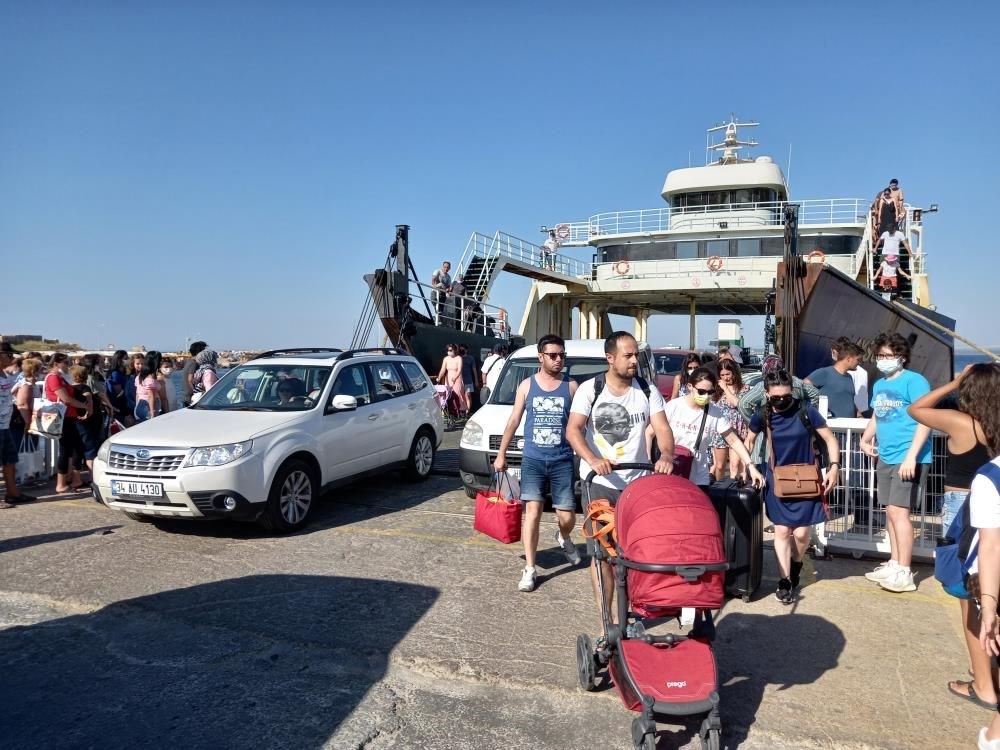 Bozcaada'da adım atacak yer kalmadı - 2