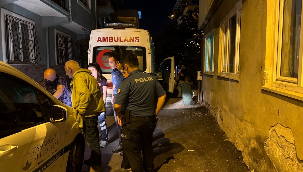 Bursa'da bir kişi evinde ölü bulundu Bursa'da bir kişi evinde ölü bulundu