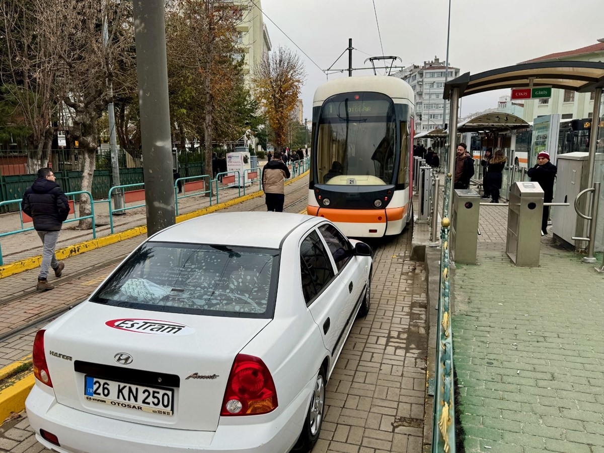 Tramvayda gürültü kavgası: 1 yaralı, 4 gözaltı