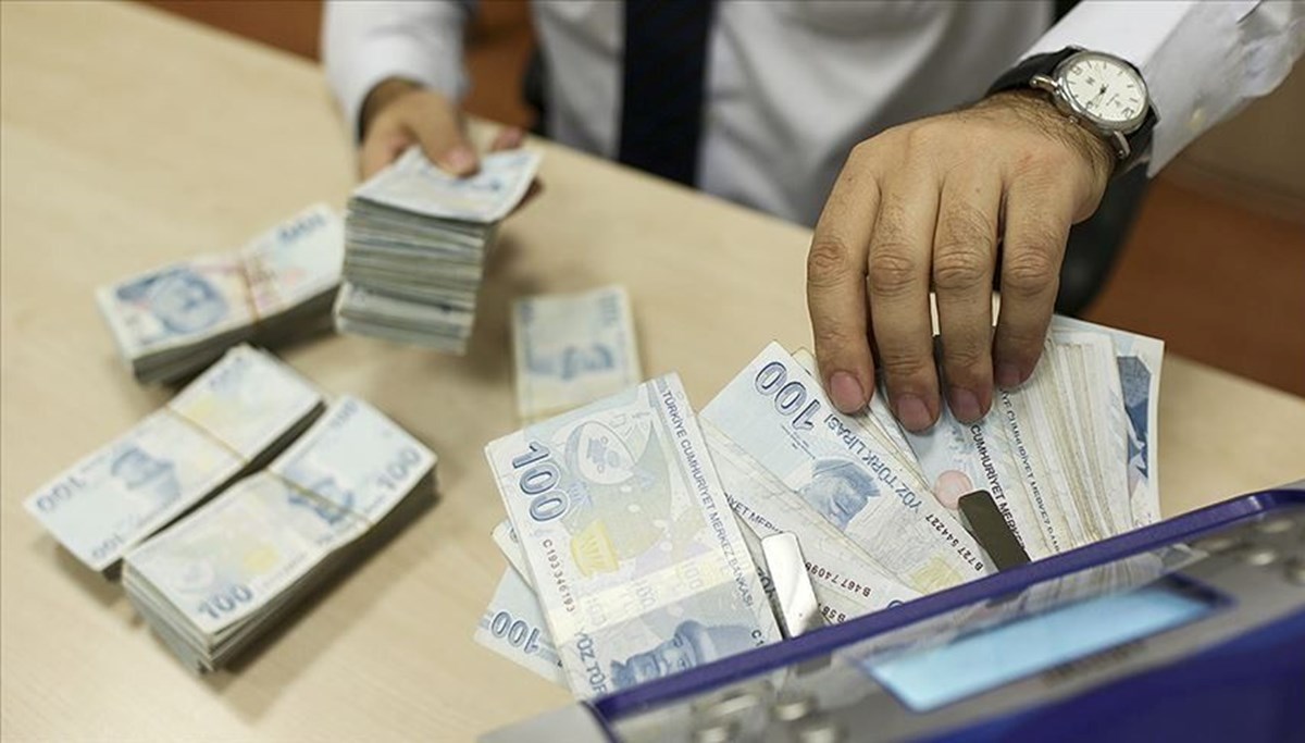 Emekli bayram ikramiyesi zammı ne kadar olacak? (Bayram ikramiyesinde yüzde yüzde zam ihtimalleri) Emekli bayram ikramiyesi zammı ne kadar olacak? (Bayram ikramiyesinde yüzde yüzde zam ihtimalleri)