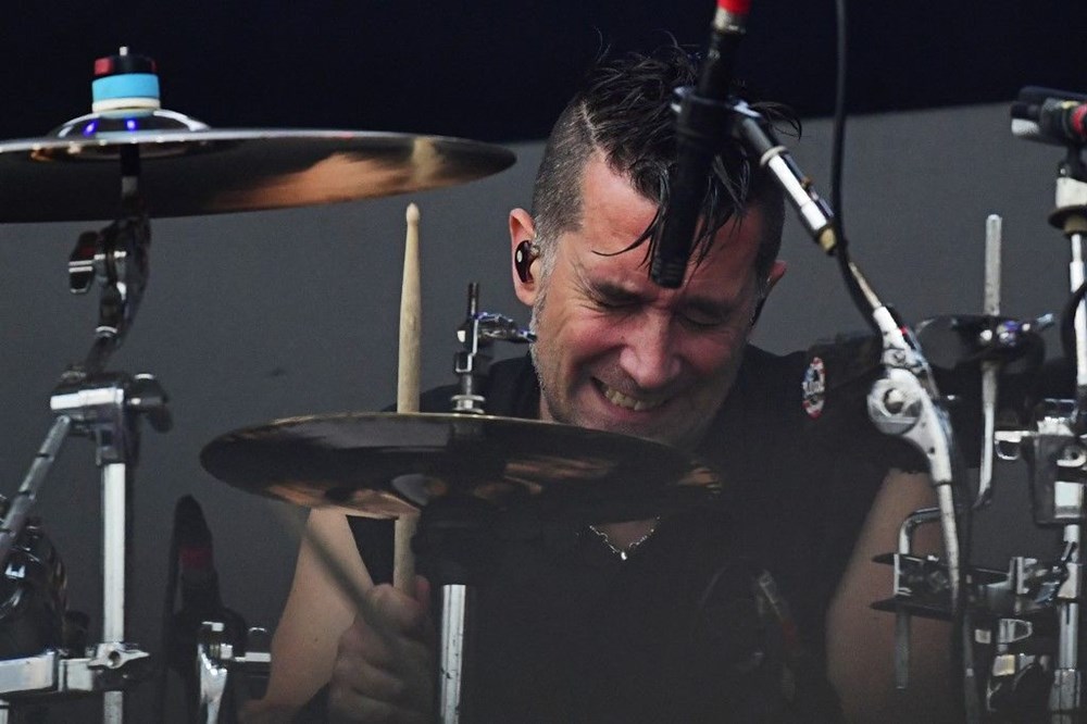 The Offspring grubu aşı olmayan Pete Prada'yı gruptan attı | NTV