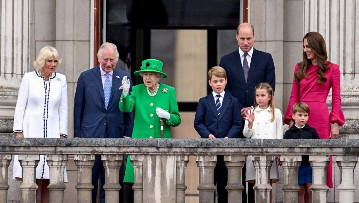 İngiltere Kraliyet Ailesi'nde unvanlar ve taht sırası nasıl olacak?
