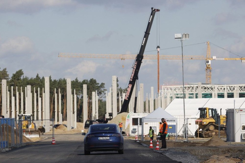 Tesla’nın
Avrupa’daki ilk fabrikasına ‘kış uykusu’ engeli - 2