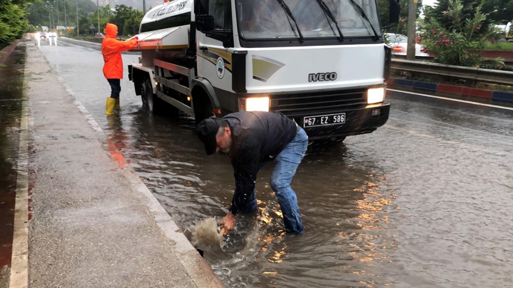 Zonguldak'ta sağanak: Yollar göle döndü - 8