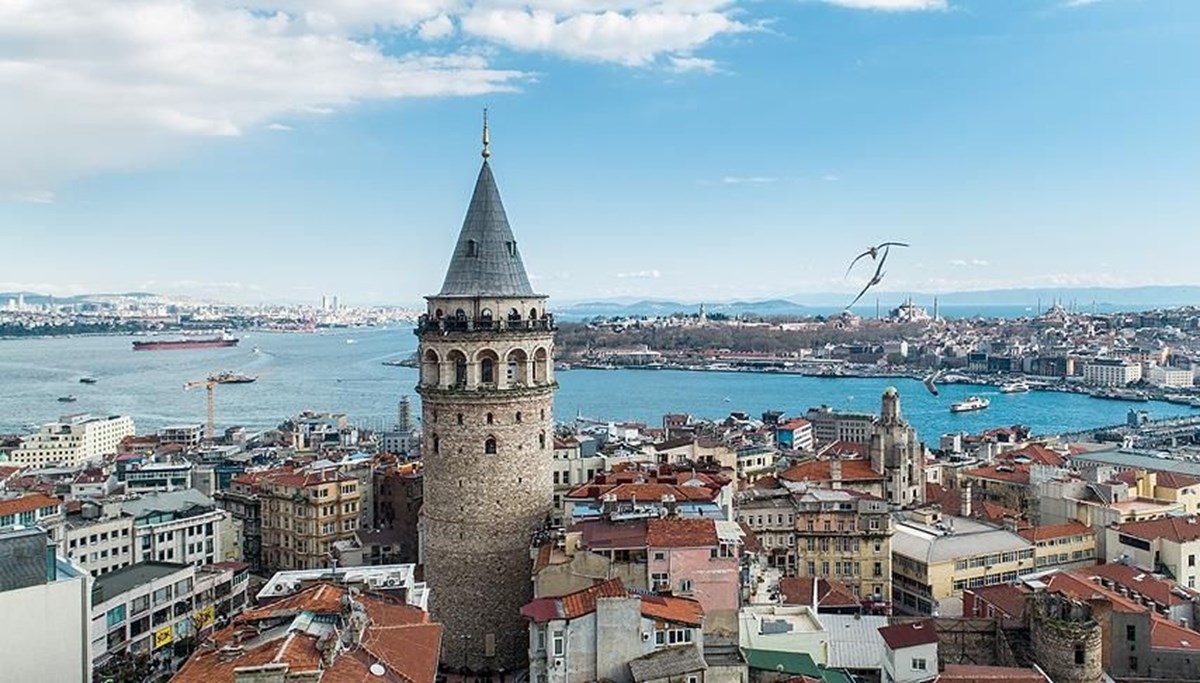 Galata Kulesi bir ay ziyarete kapatıldı Galata Kulesi bir ay ziyarete kapatıldı