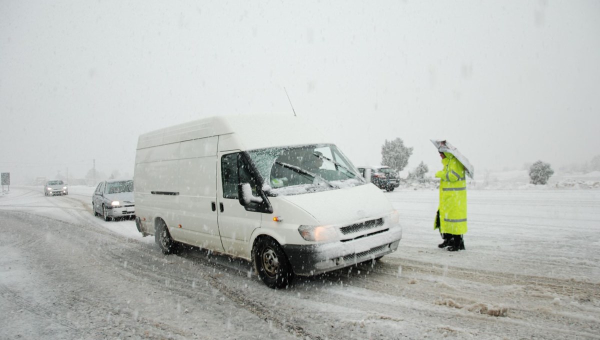 Antalya-Konya kara yolu TIR'ların geçişine açıldı