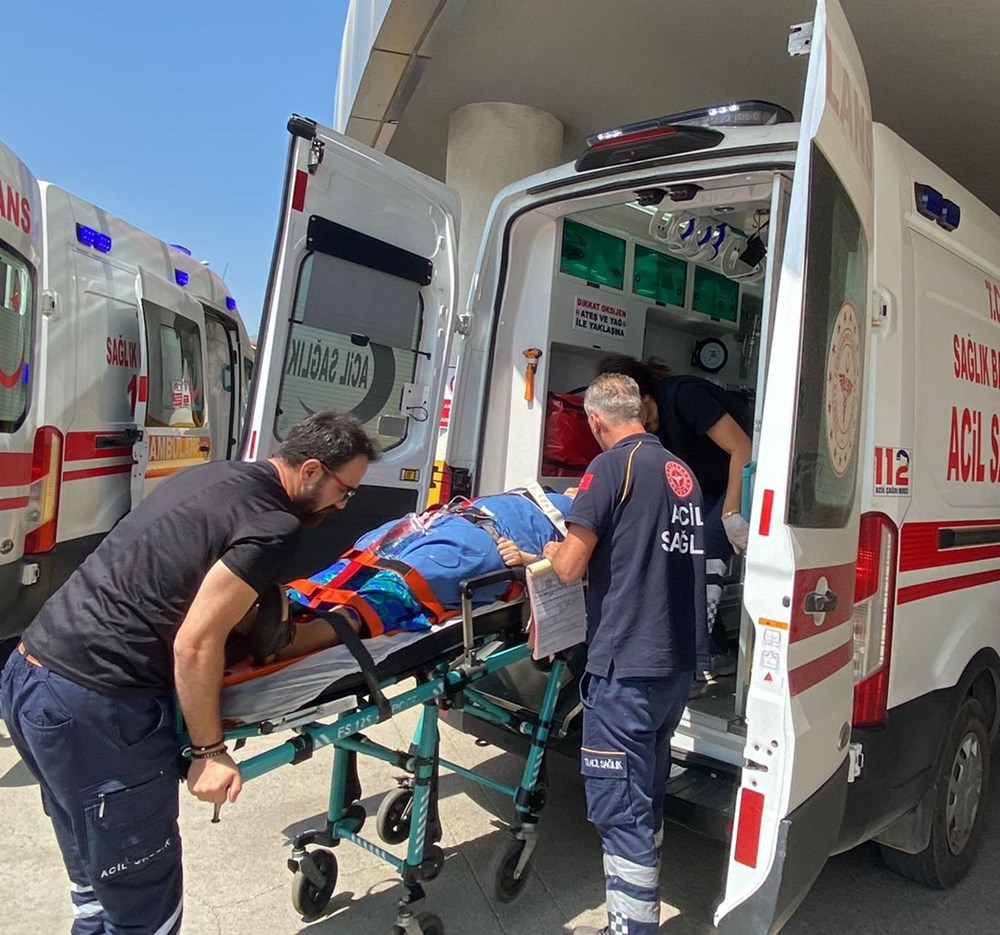 Erzincan'da katliam gibi kaza: 3 ölü, 4 yaralı - 5