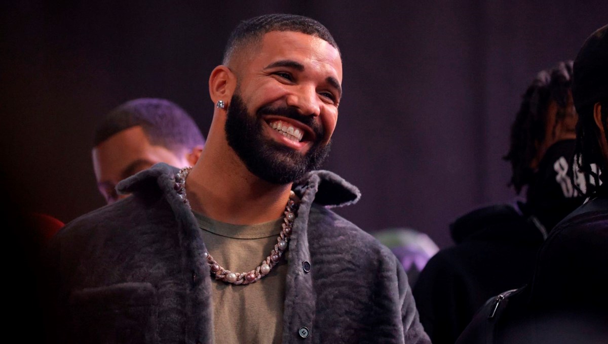 Drake'den Grammy tepkisi: İki adaylıktan çekildi