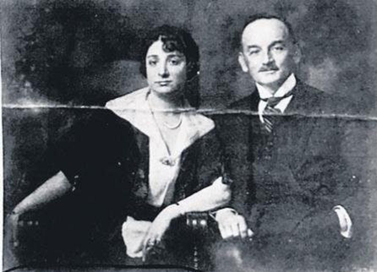 Saniye Sedes ve eşi Halil Sedes