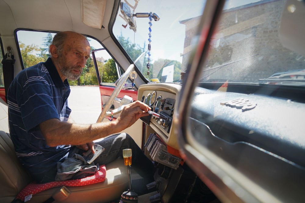 Bin TL’ye hurdadan aldı, muhteşem bir otomobile çevirdi - 13