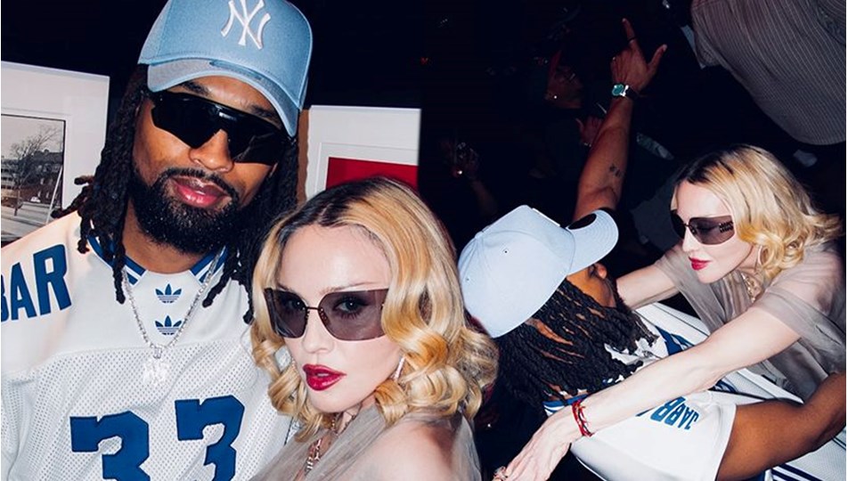 Madonna'dan 29 yaşındaki sevgilisine romantik kutlama