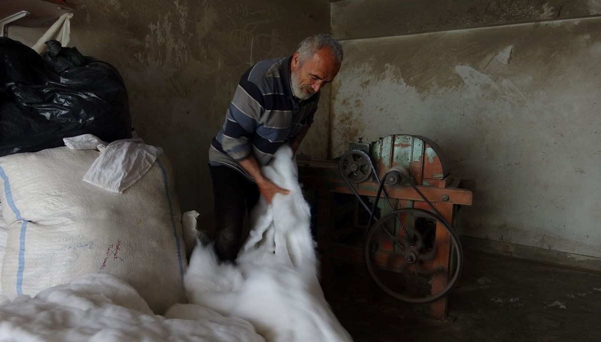 Son hallaç ustası: 14 yaşından beri mesleği yaşatmaya çalışıyor