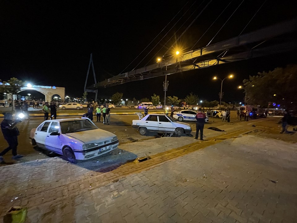 Şanlıurfa'da katliam gibi kaza | Araç yayaların arasına daldı: 5 çocuk öldü - 1