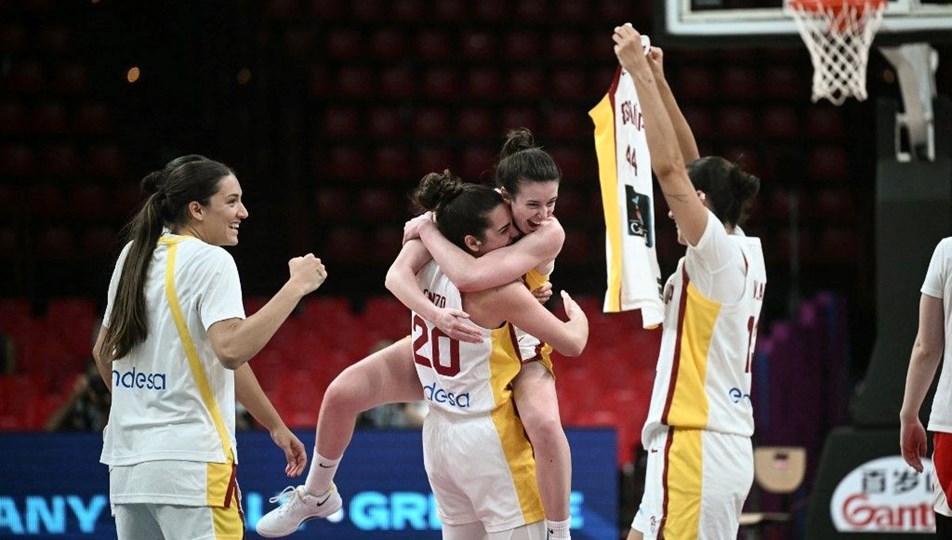 Çekya'yı deviren İspanya, EuroBasket Women'de yarı finalde!