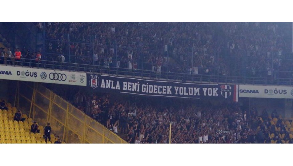 Beşiktaşlı taraftarlardan, Fenerbahçe yönetimine teşekkür mesajı