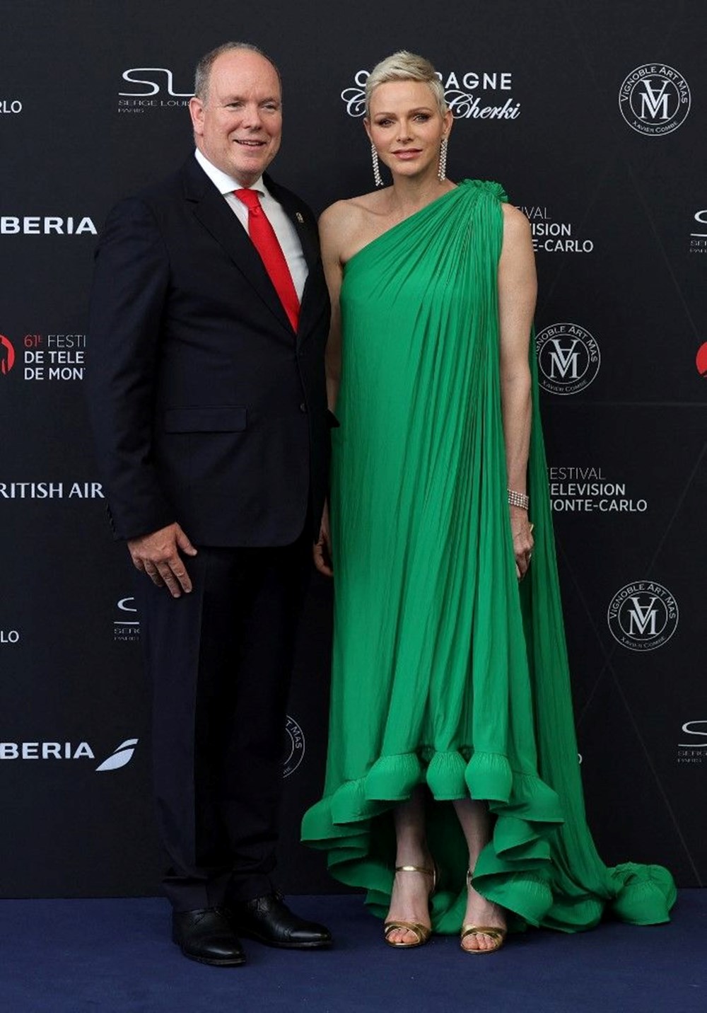 Hüzünlü Prenses Charlene'nin Monte Carlo Televizyon Festivali şıklığı - 3