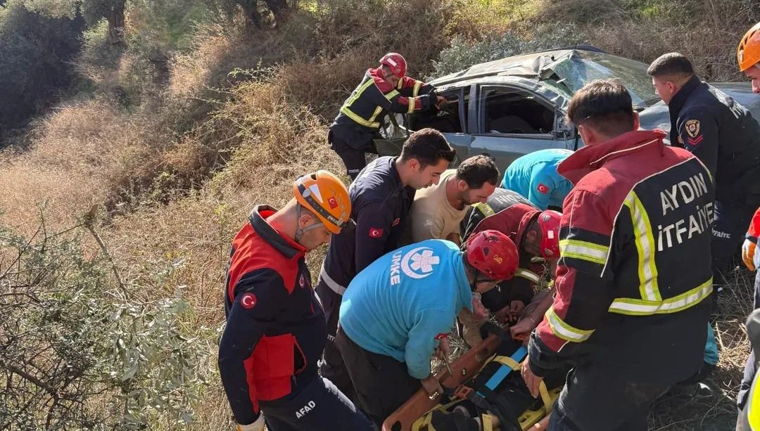 Aydın'da otomobil uçuruma yuvarlandı