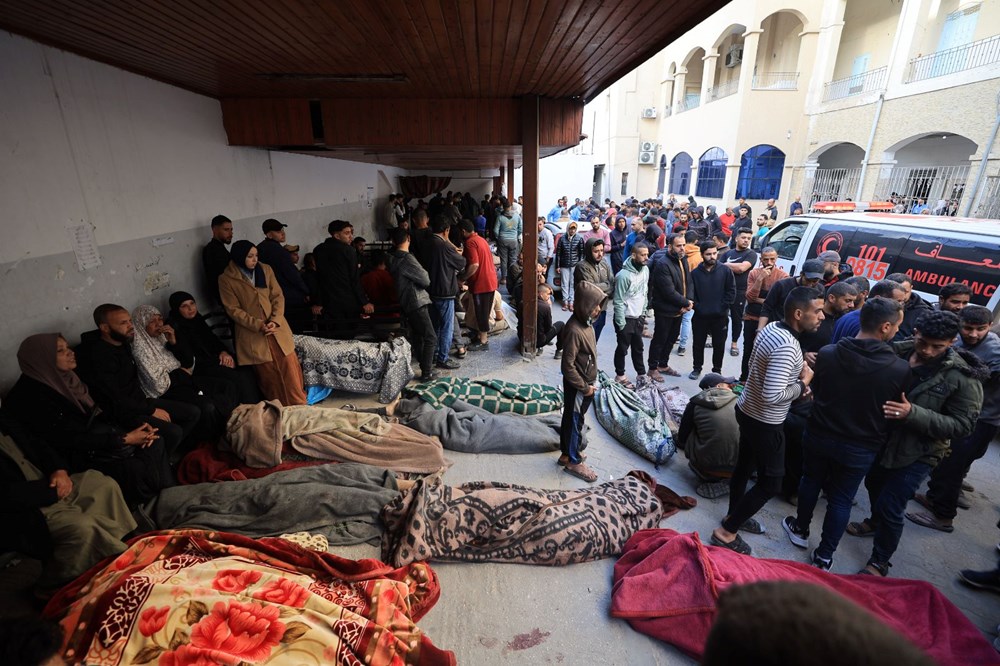 Gazze'de soykırım yeniden başladı: 330 ölü - 2