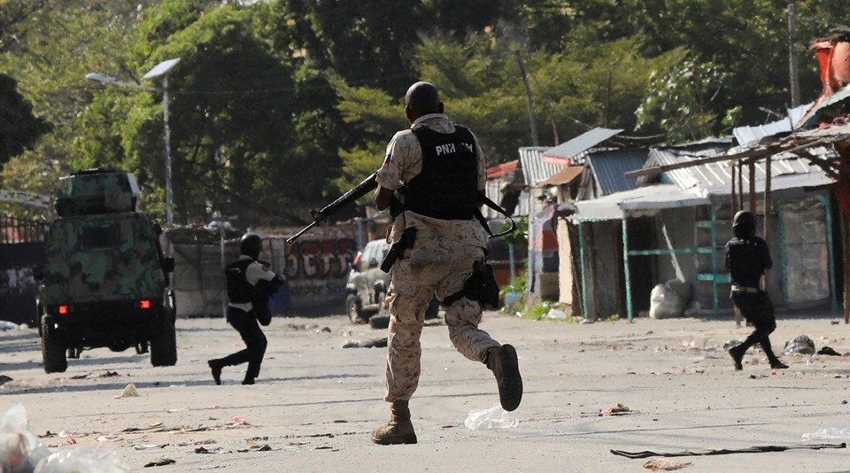 Haiti'de olağanüstü hal ilan edildi: 12 mahkum öldü, 3 bin 600'ü firar etti - 1