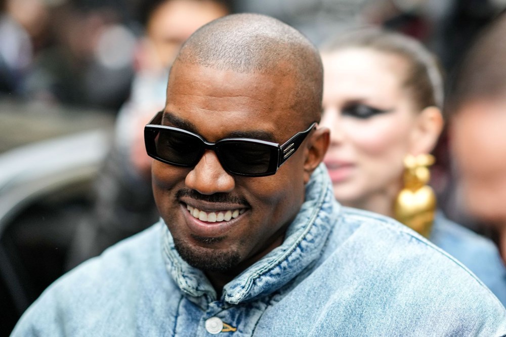 Kanye West sosyal medyaya geri döndü - 1