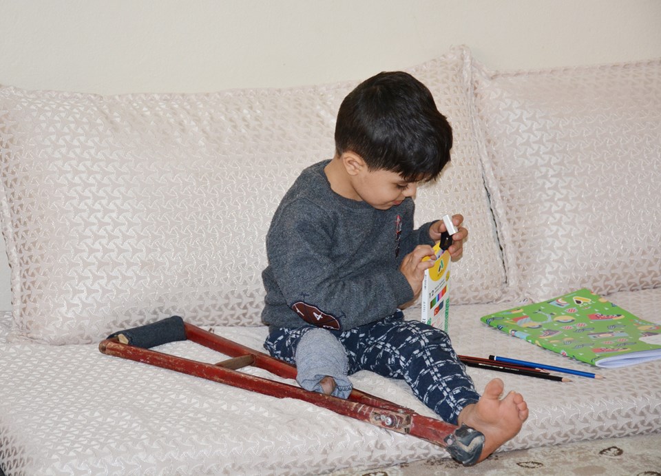 Sosyal medyada çok konuşulmuştu: 3 yaşındaki Muhammet'e protez bacak - 1