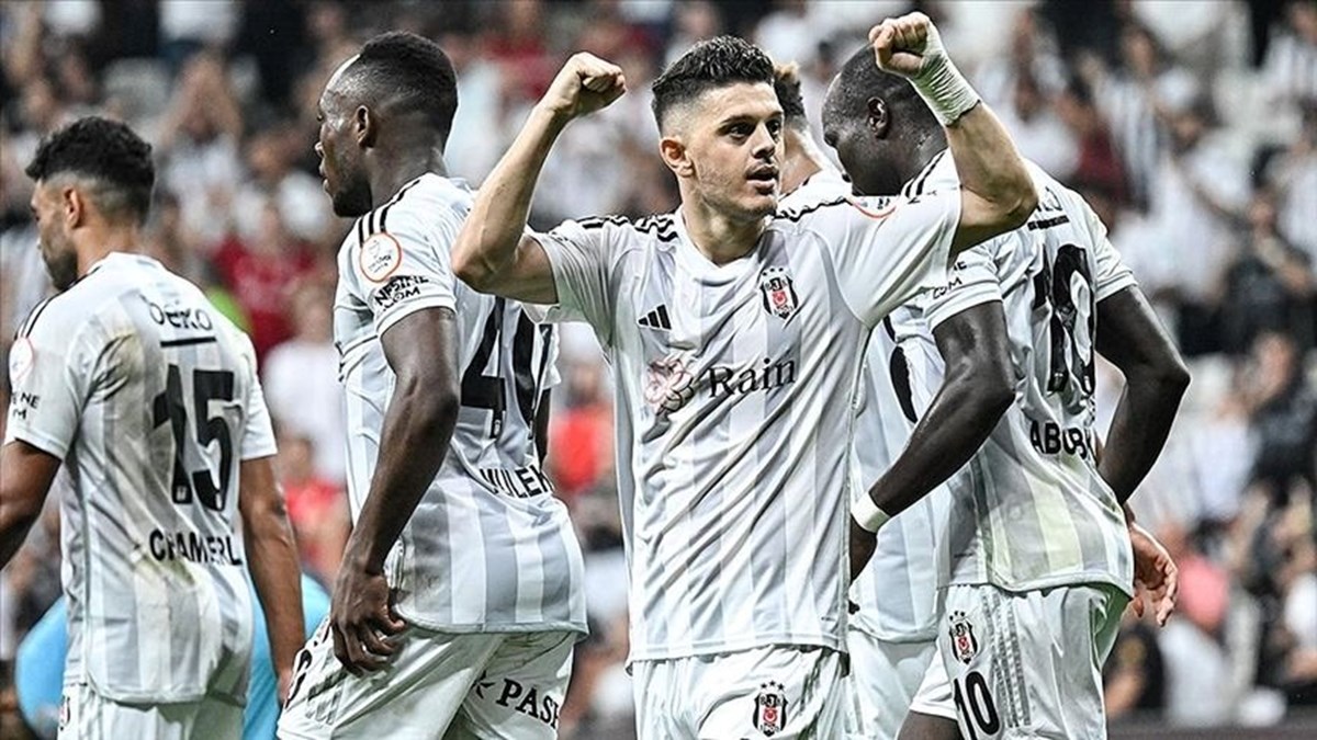 Beşiktaş, Başakşehir'e konuk olacak: Muhtemel 11