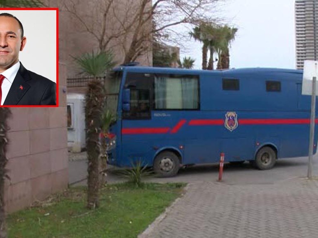 Son Dakika Haberi Eski Urla Belediye Baskani Burak Oguz Hakkinda Karar Ntv