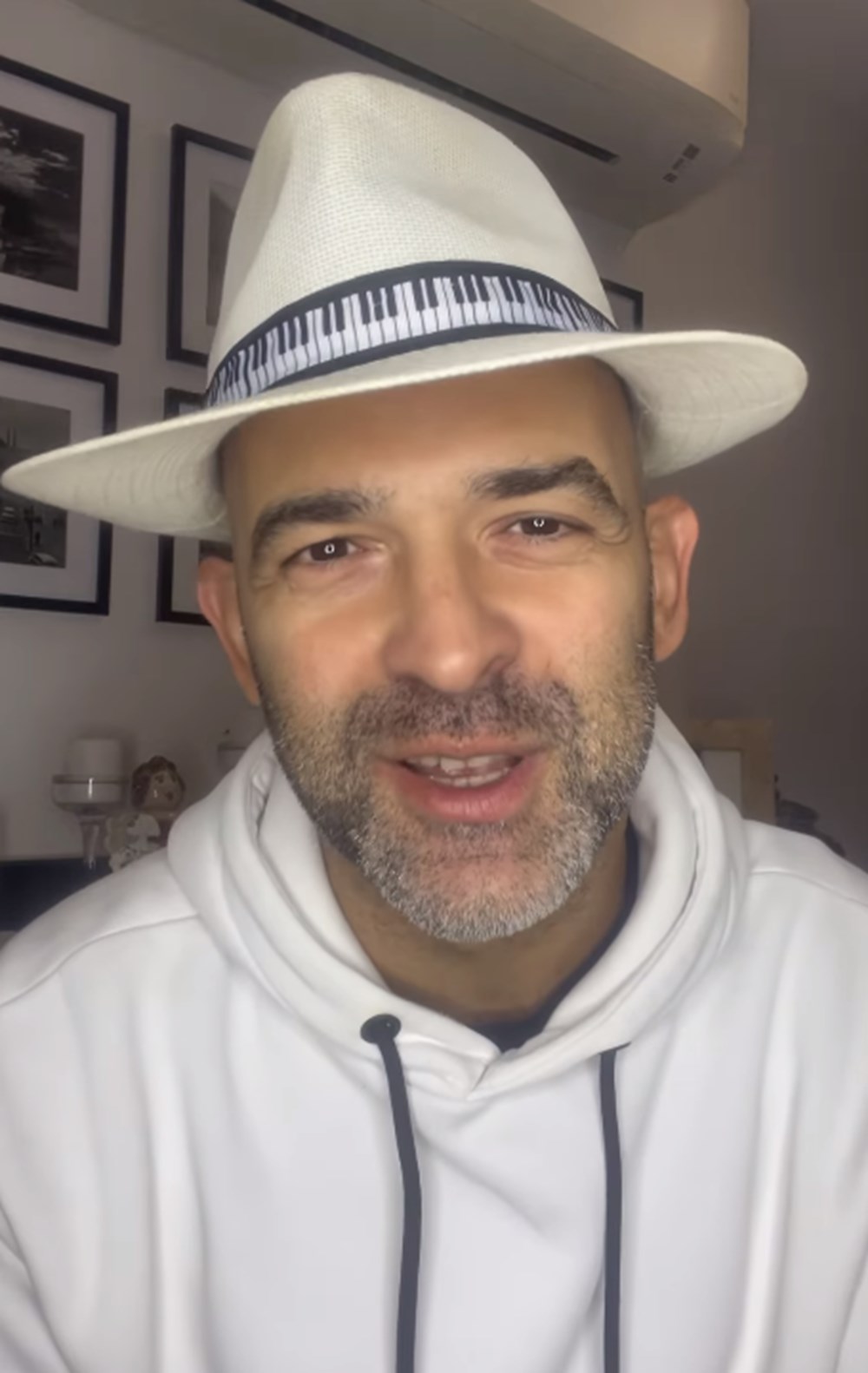 Cenk Eren'den Ajda Pekkan paylaşımı: Ben yaşlandım o hala genç (Ünlülerin çocukluk ve gençlik halleri) - 177