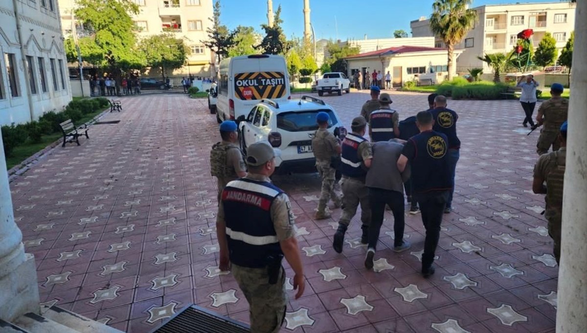 Mardin'de Irak plakalı araçları gasp eden çeteye operasyon Mardin'de Irak plakalı araçları gasp eden çeteye operasyon