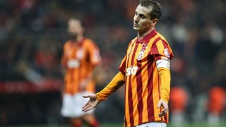 Galatasaraylı Kerem Aktürkoğlu maç sonrası trafikte tartışma yaşadı: Sen milli takım oyuncususun