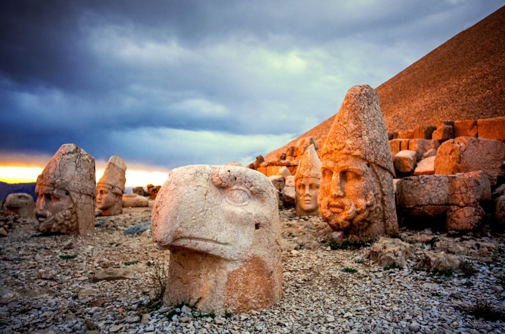 Kralların ve tanrıların taşlaştığı yer Nemrut - 8