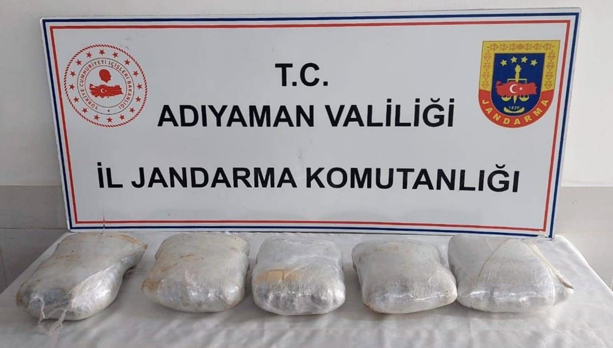 Otomobildeki 6 kilo esrara 1 gözaltı