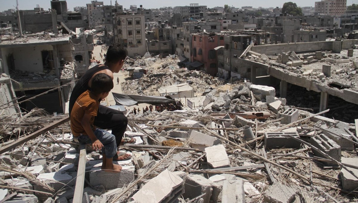 İsrail'in Gazze ve Batı Şeria'da saldırıları sürüyor İsrail'in Gazze ve Batı Şeria'da saldırıları sürüyor