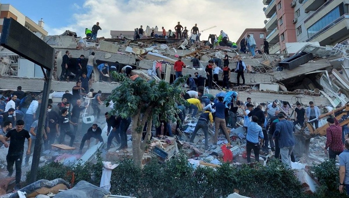 İzmir Depremi'nin üstünden 1 yıl geçti