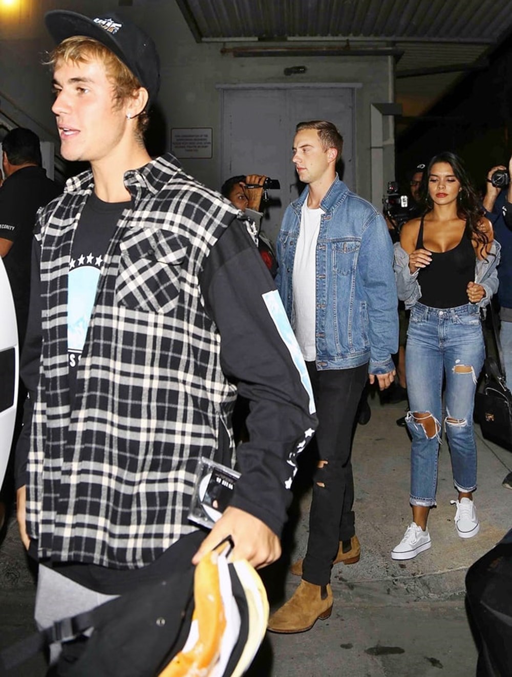 justin bieber 2023 yeni kız arkadaşı