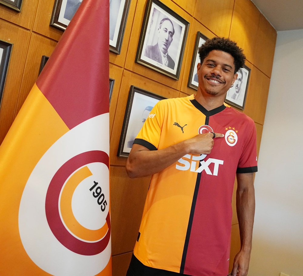 Galatasaray'ın yeni transferi Gabriel Sara tarihe geçti: Kulübün en pahalı imzası! - 3