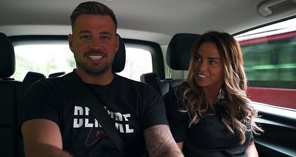 Katie Price Türkiye'de yaptırdığı estetik operasyonu YouTube'da yayınladı - 8