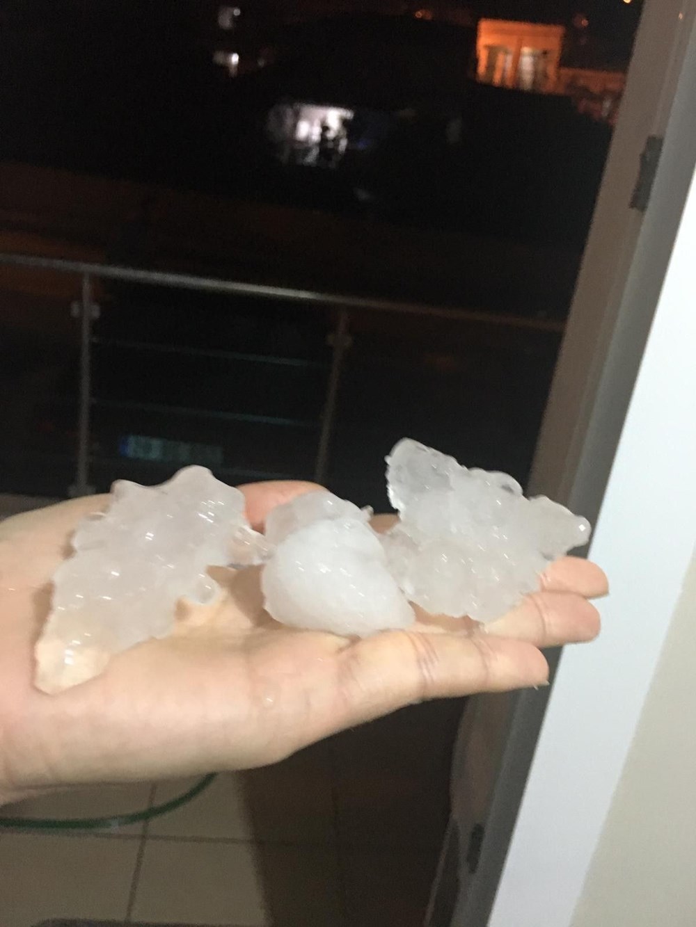 İzmir'de dolu etkili oldu - 12