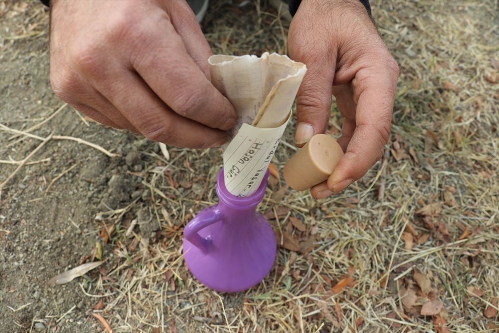 Su kuyusuna şişede not bırakma geleneğini bir asırdır yaşatıyorlar - 8