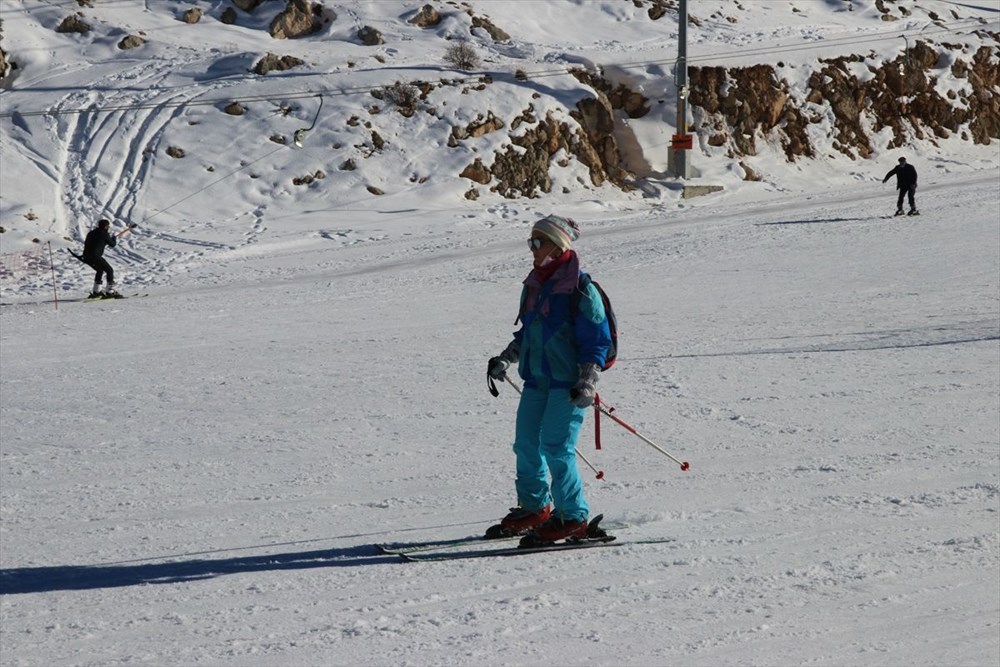 Dinlenmeden pisti tamamlanamayan kayak merkezi: Ergan - 7